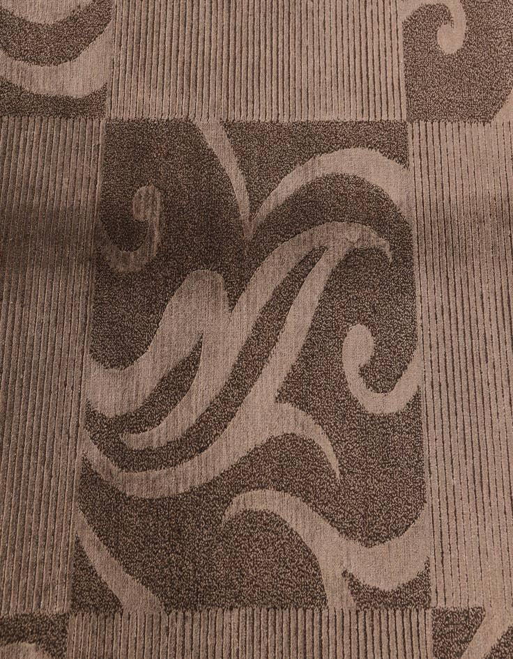 Detail image of  5' 8 x 8' Darya Rug