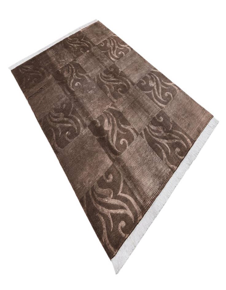 Detail image of  5' 9 x 8' Darya Rug