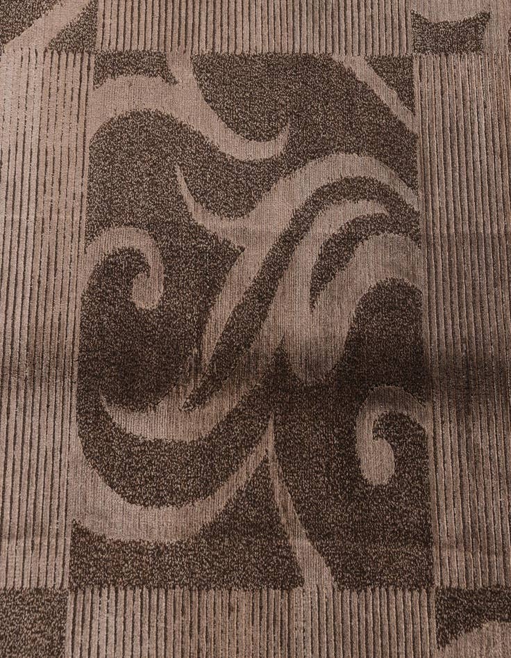 Detail image of  5' 9 x 8' Darya Rug