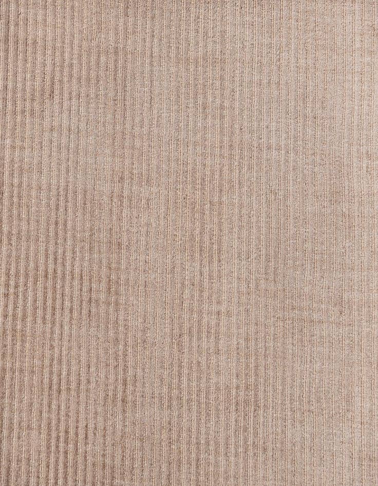 Detail image of  5' 5 x 7' 9 Darya Rug