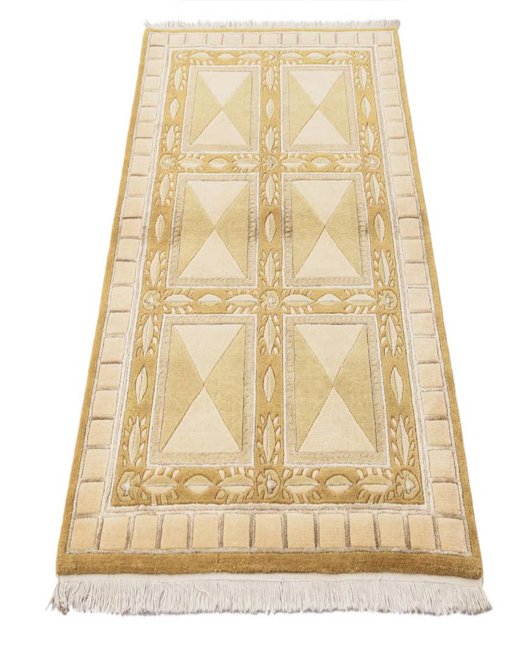 Detail image of  3' x 4' 11  Hand Knotted Darya Wool Rug