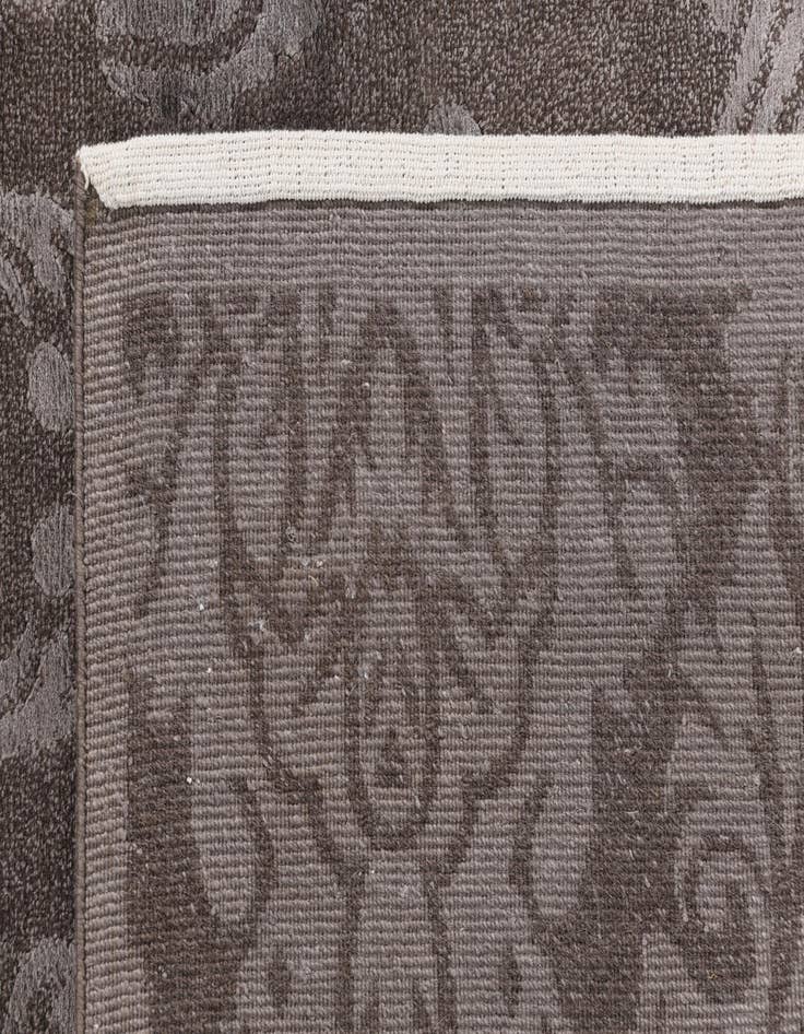 Detail image of  3' x 4' 11  Hand Knotted Darya Wool Rug