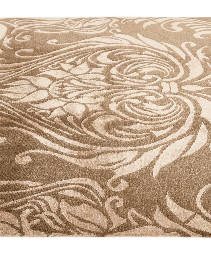 Detail image of  5' 7 x 7' 10  Hand Knotted Darya Wool Rug