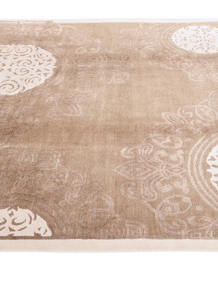 Detail image of  5' 7 x 8' 2  Hand Knotted Darya Wool Rug