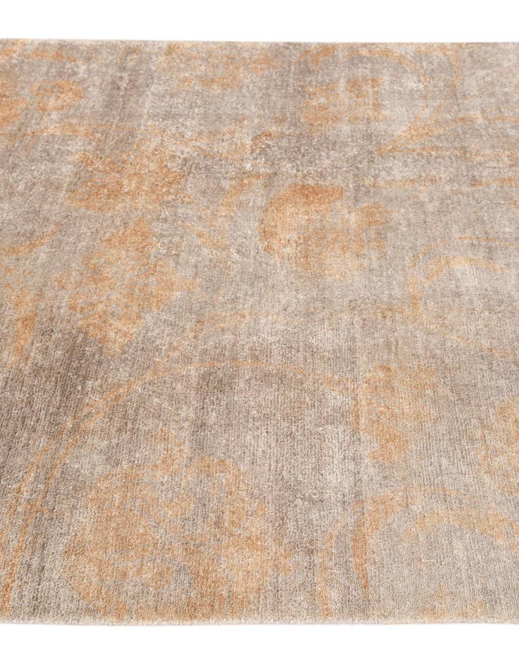 Detail image of  5' 7 x 8'  Hand Knotted Darya Wool Rug