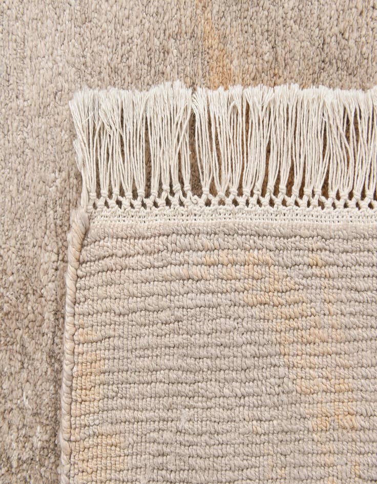 Detail image of  5' 7 x 8'  Hand Knotted Darya Wool Rug