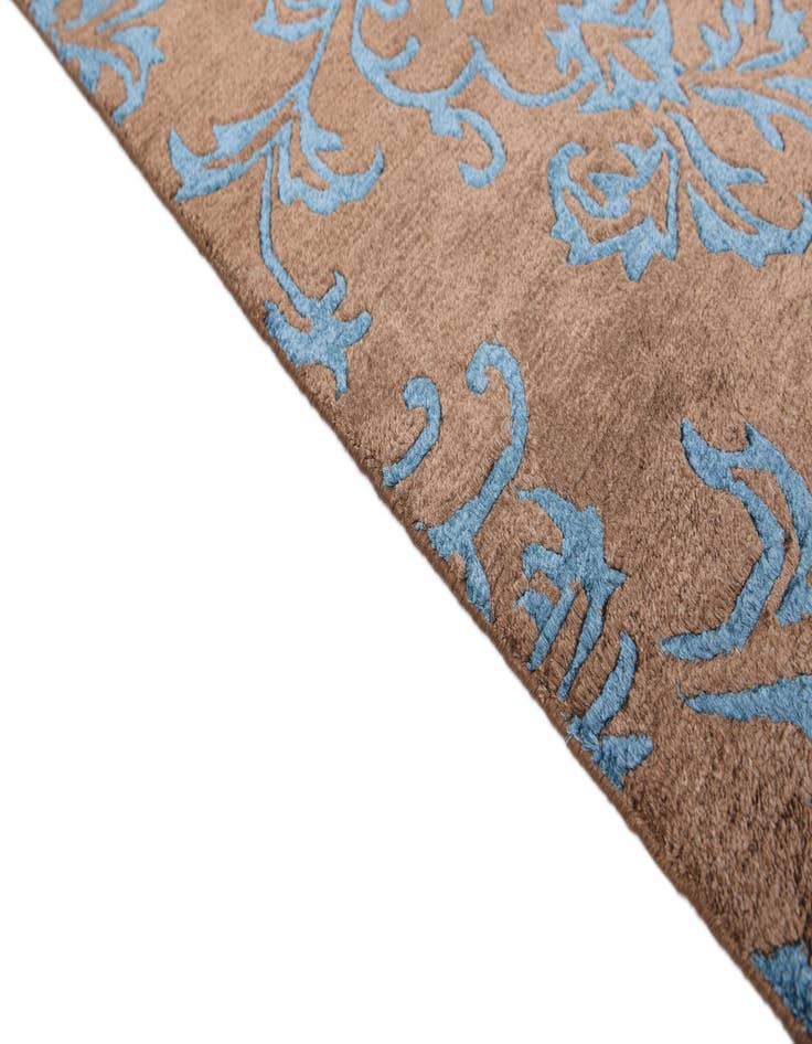 Detail image of  5' 7 x 7' 10  Hand Knotted Darya Wool Rug