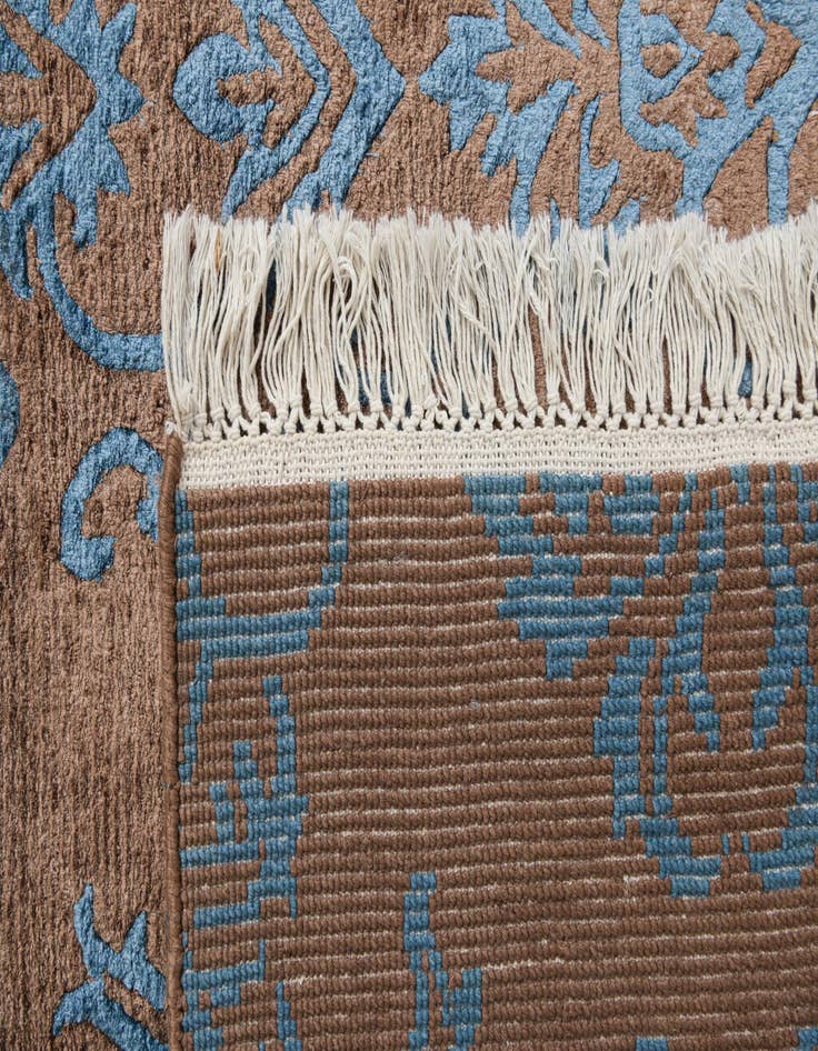 Detail image of  5' 7 x 7' 10  Hand Knotted Darya Wool Rug