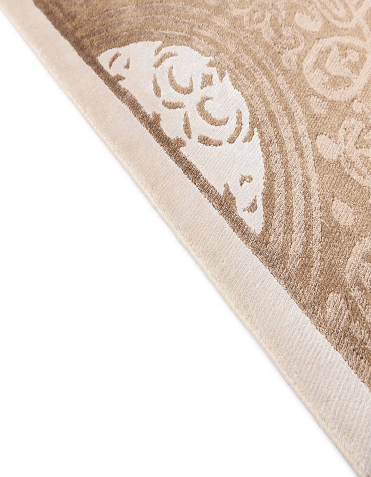 Detail image of  5' 7 x 7' 11  Hand Knotted Darya Wool Rug