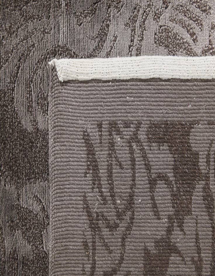 Detail image of  5' 9 x 8'  Hand Knotted Darya Wool Rug