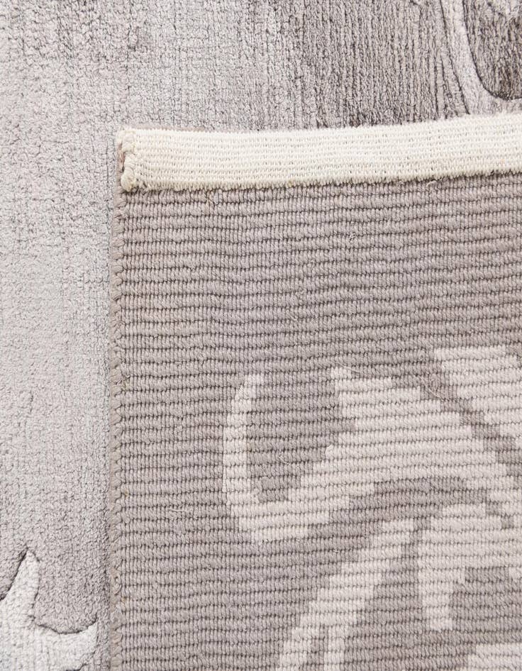 Detail image of  5' 7 x 7' 10  Hand Knotted Darya Wool Rug