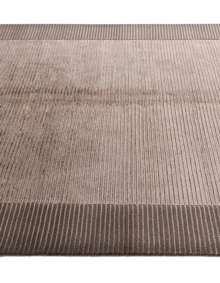 Detail image of  4' 10 x 6' 7 Darya Rug