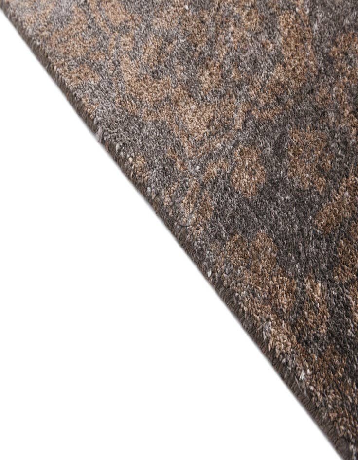 Detail image of  6' 7 x 9' 10  Hand Knotted Darya Wool Rug