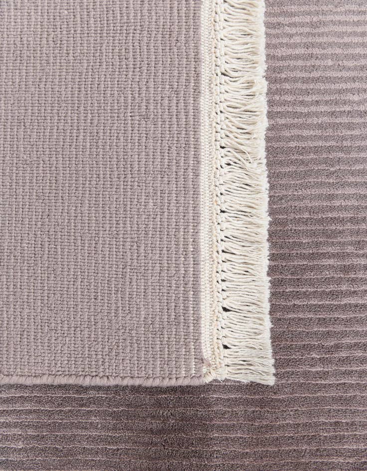 Detail image of  6' 8 x 9' 11  Hand Knotted Darya Wool Rug