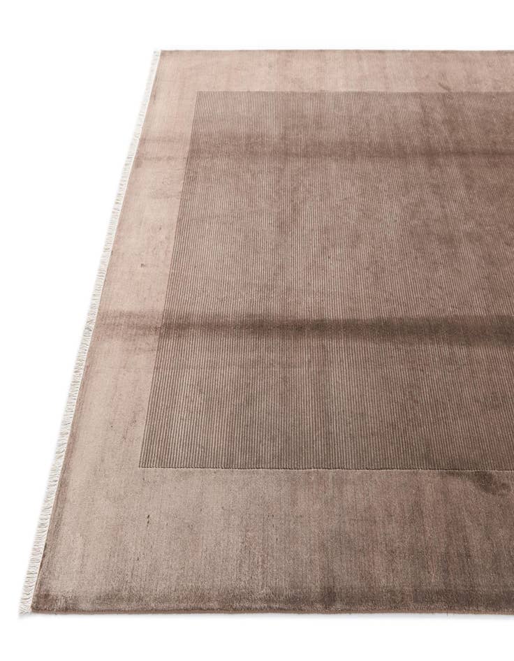 Detail image of  6' 8 x 10'  Hand Knotted Darya Wool Rug