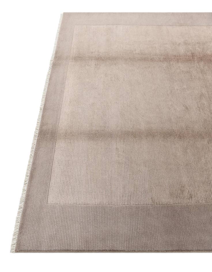 Detail image of  6' 7 x 9' 10  Hand Knotted Darya Wool Rug