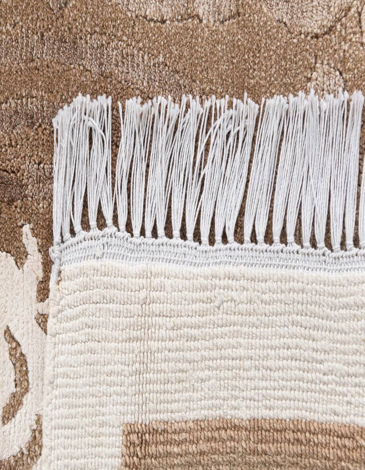 Detail image of  5' 9 x 8'  Hand Knotted Darya Wool Rug