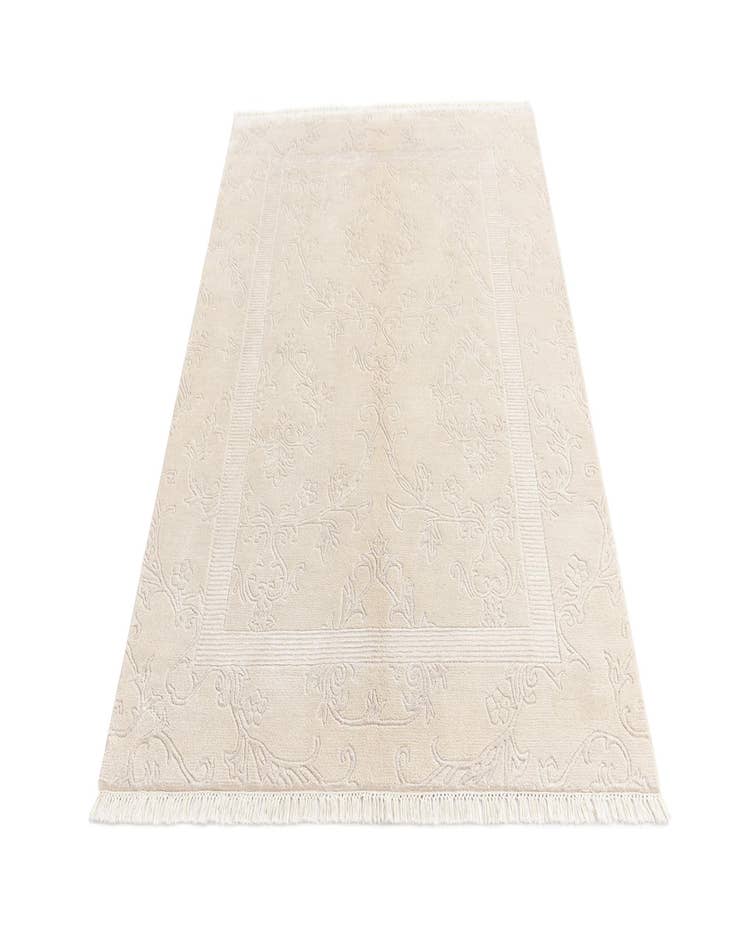 Detail image of  4' 4 x 6' 3 Darya Rug