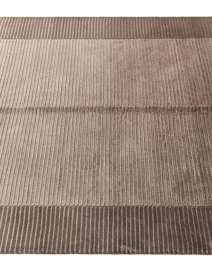 Detail image of  4' x 6' 2 Darya Rug