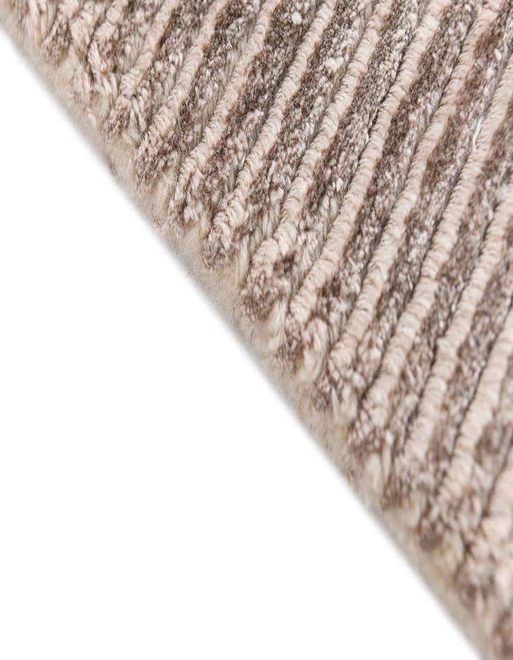 Detail image of  4' x 6' 1 Darya Rug