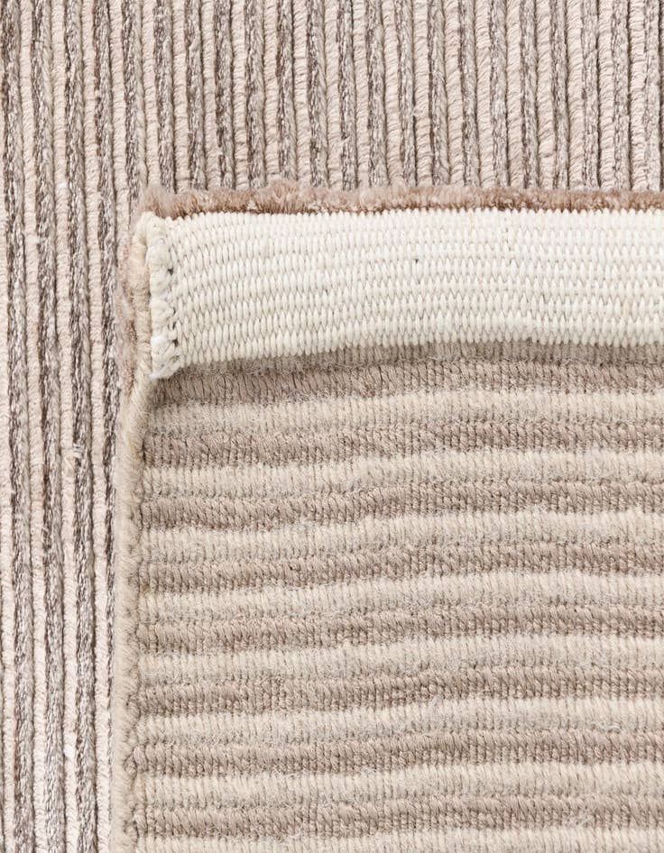 Detail image of  4' x 6' 1 Darya Rug