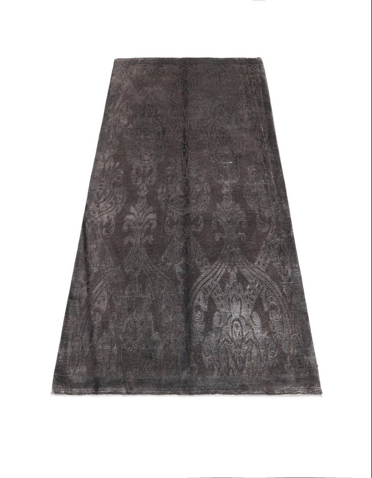 Detail image of  4' 1 x 6' Darya Rug