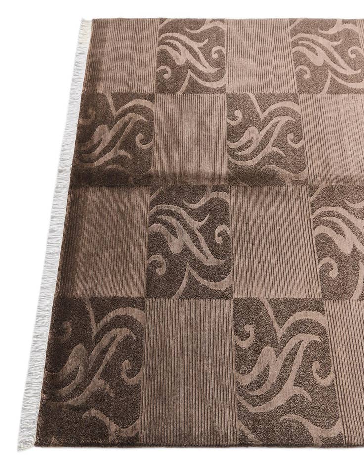 Detail image of  4' x 6' Darya Rug