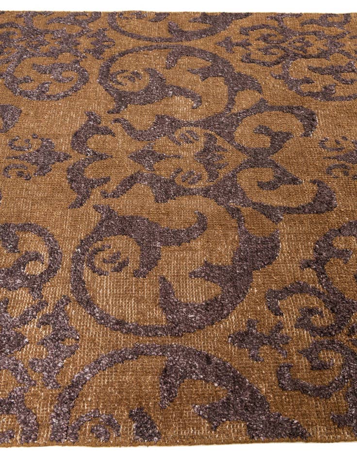 Detail image of  5' x 7' 8  Hand Knotted Darya Rug