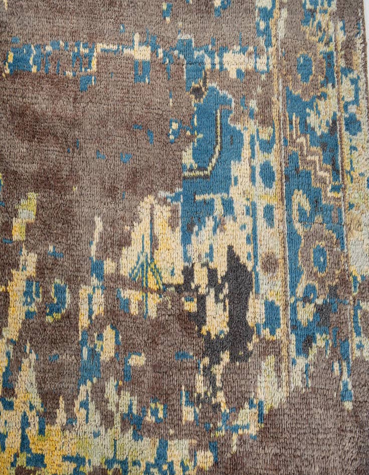 Detail image of  12' 5 x 15' 7  Hand Knotted Darya Wool Rug