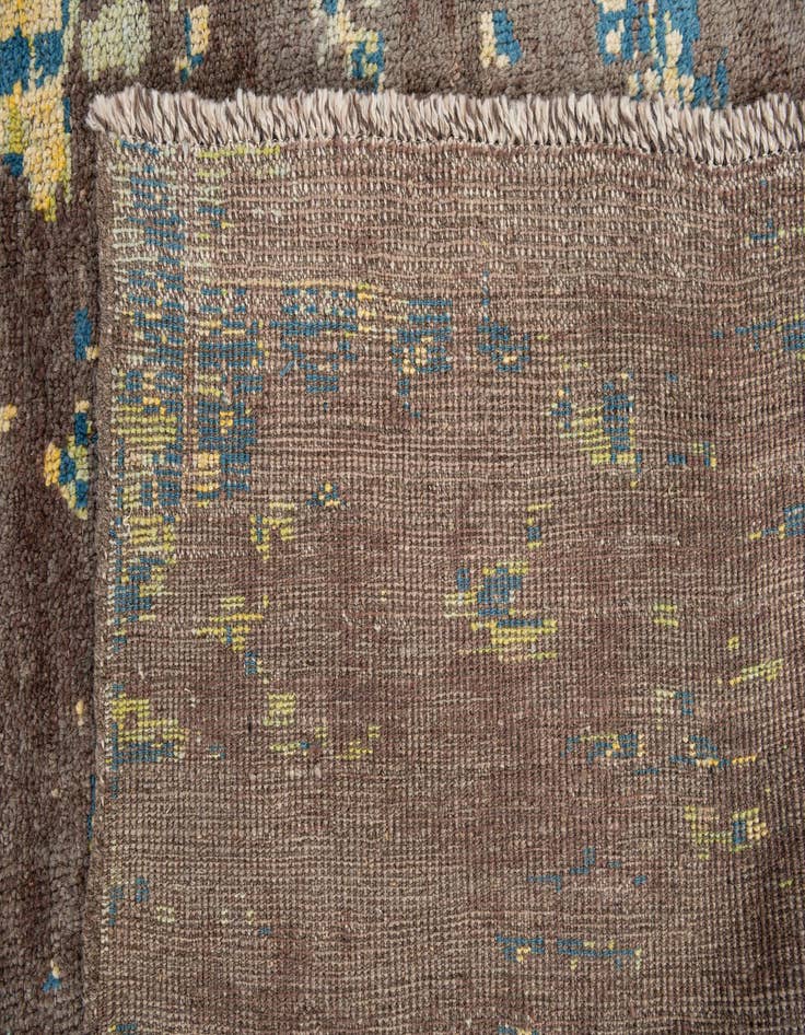 Detail image of  12' 5 x 15' 7  Hand Knotted Darya Wool Rug