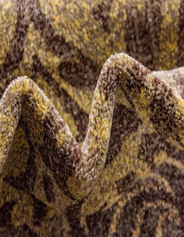 Detail image of 10' 6 x 16' 5 Diana Rug