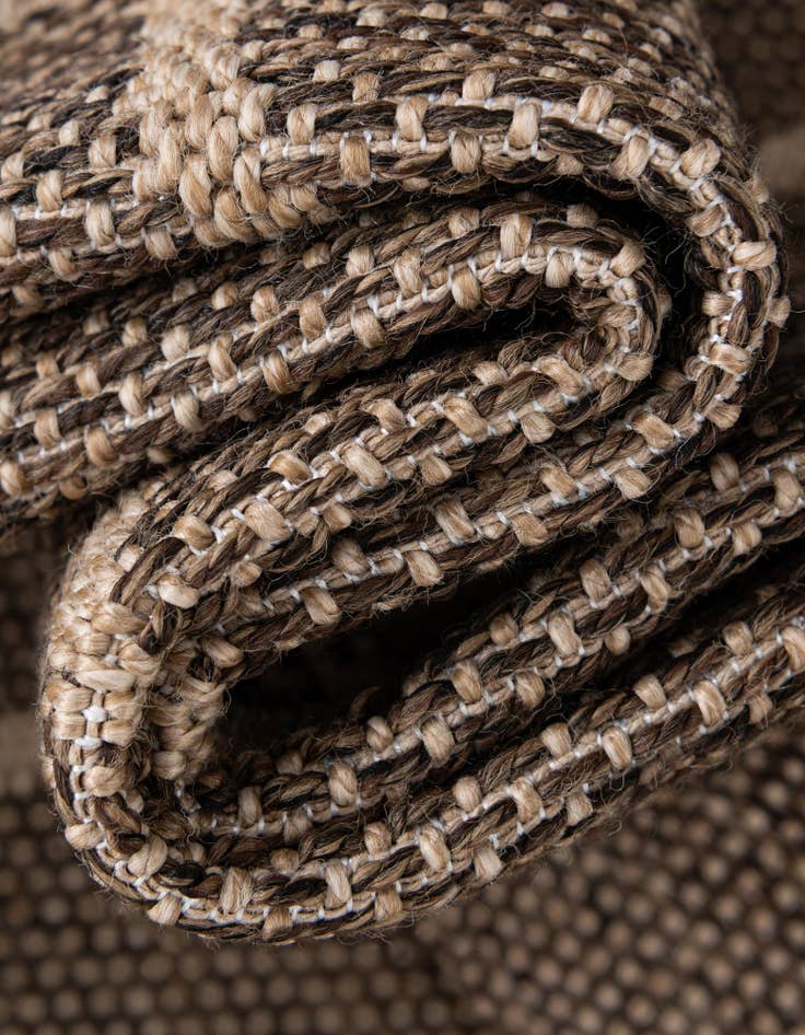 Detail image of  5' 3 x 8' Dunes Rug