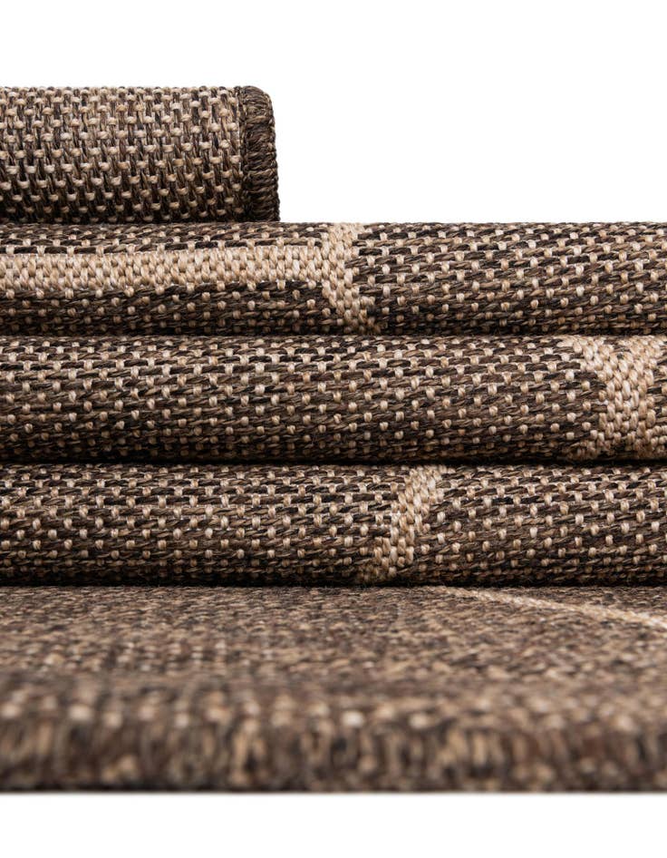 Detail image of  5' 3 x 8' Dunes Rug