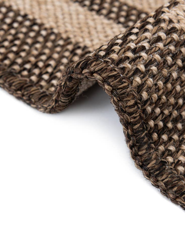 Detail image of  4' 3 x 6' Dunes Rug