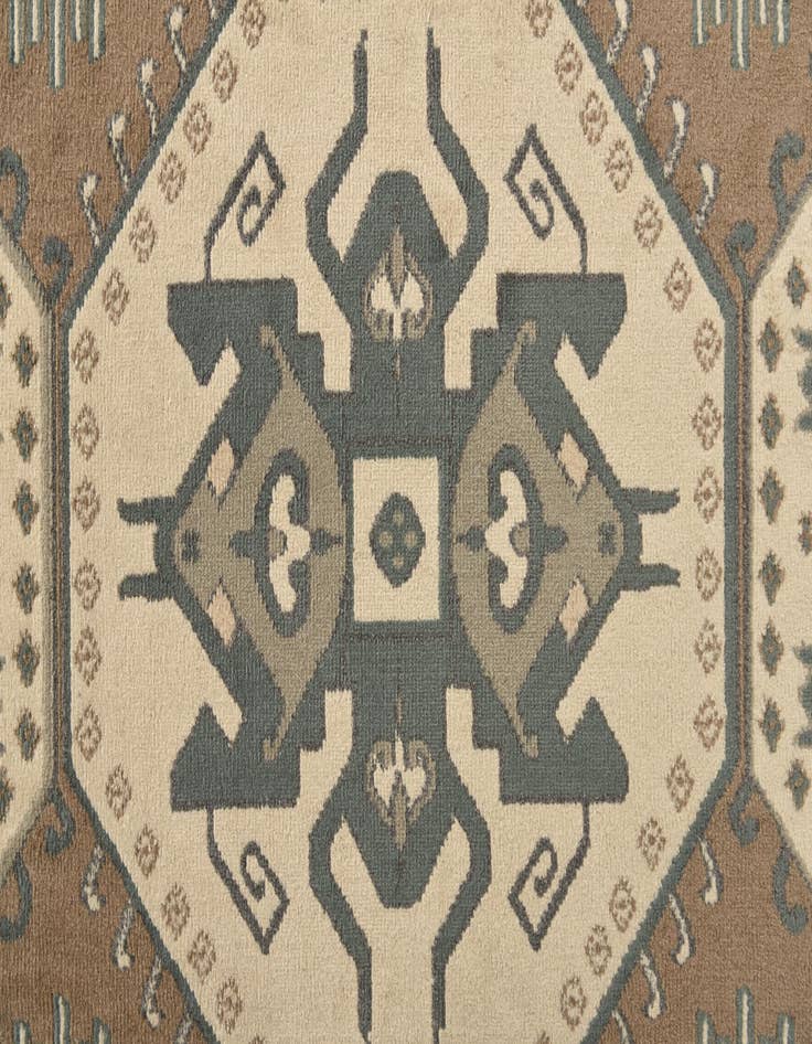 Detail image of  5' 3 x 7' 7 Eden Rug