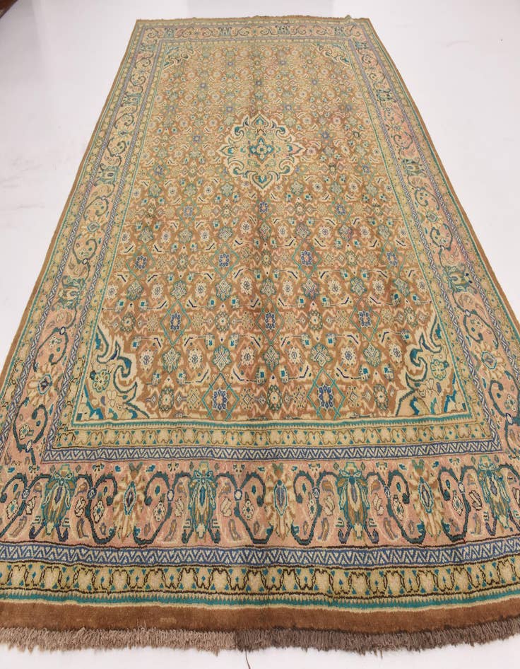 Detail image of  9' 6 x 13'  Hand Knotted Farahan Persian Wool Rug