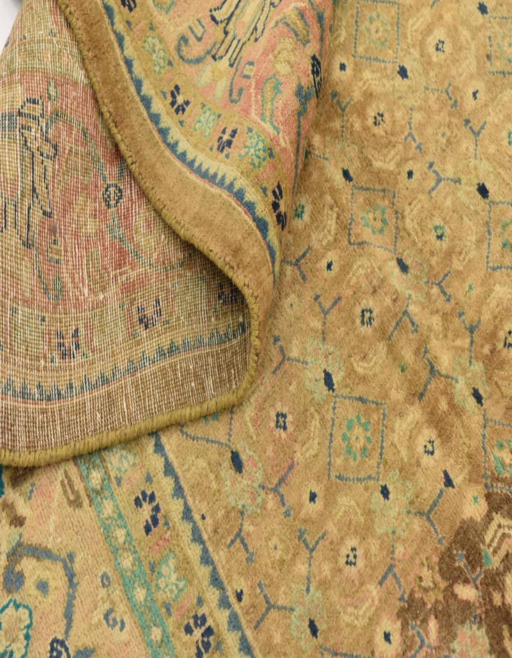 Detail image of  9' 7 x 12' 9  Hand Knotted Farahan Persian Wool Rug