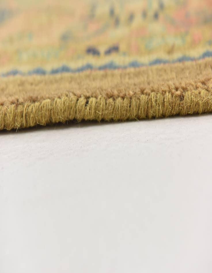 Detail image of  9' 7 x 12' 9  Hand Knotted Farahan Persian Wool Rug