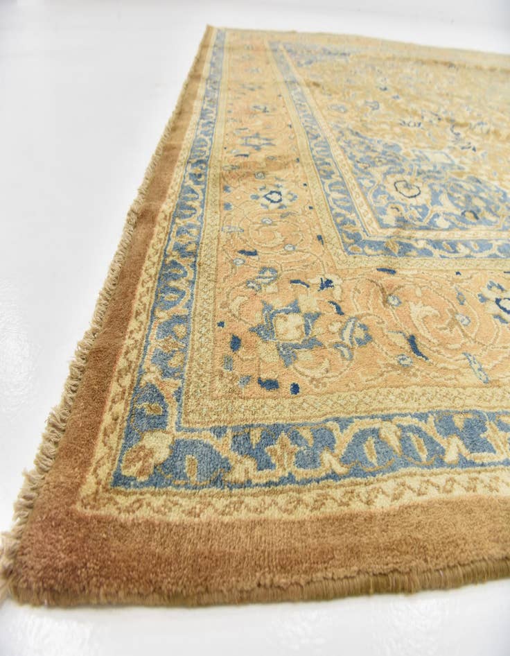 Detail image of  9' 10 x 13'  Hand Knotted Farahan Persian Wool Rug