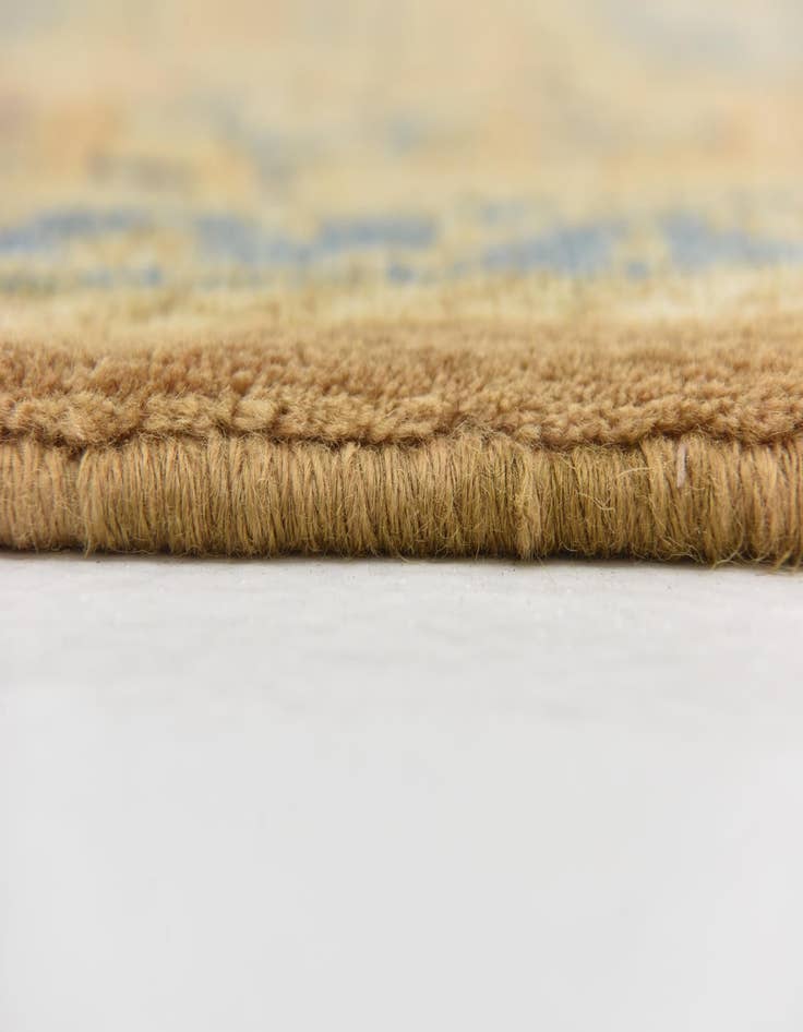 Detail image of  9' 10 x 13'  Hand Knotted Farahan Persian Wool Rug