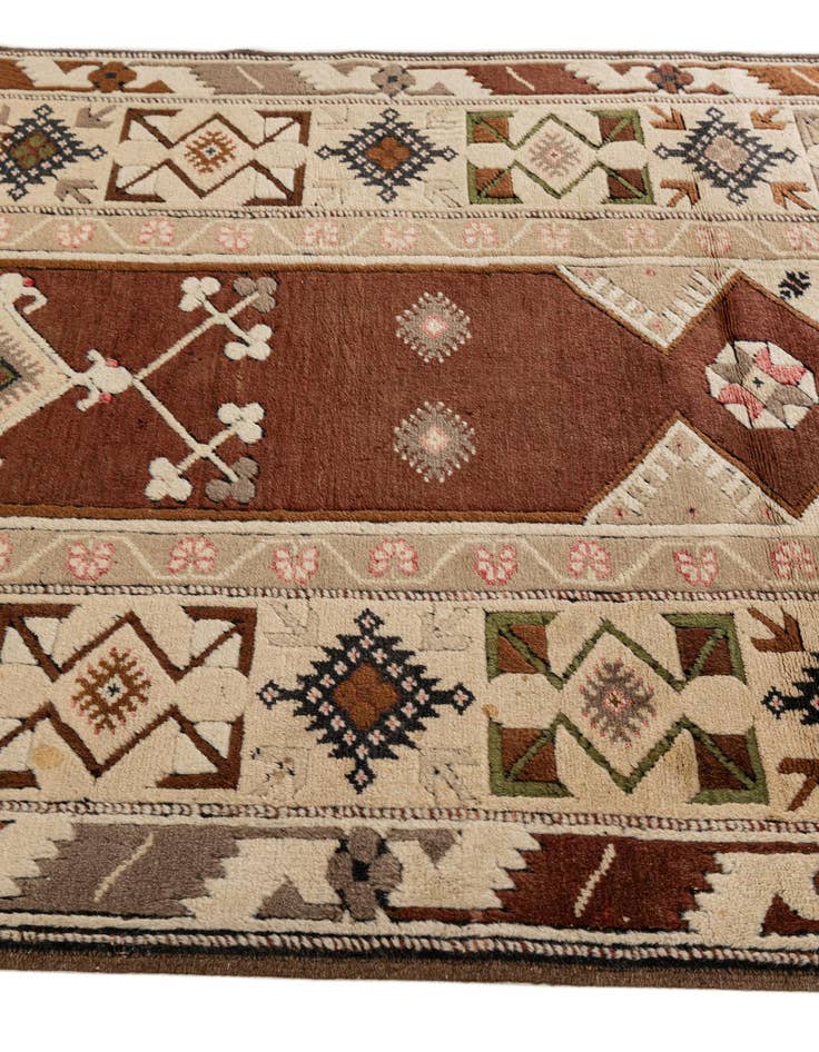 Detail image of  3' 5 x 6' 8  Hand Knotted Fars Wool Rug