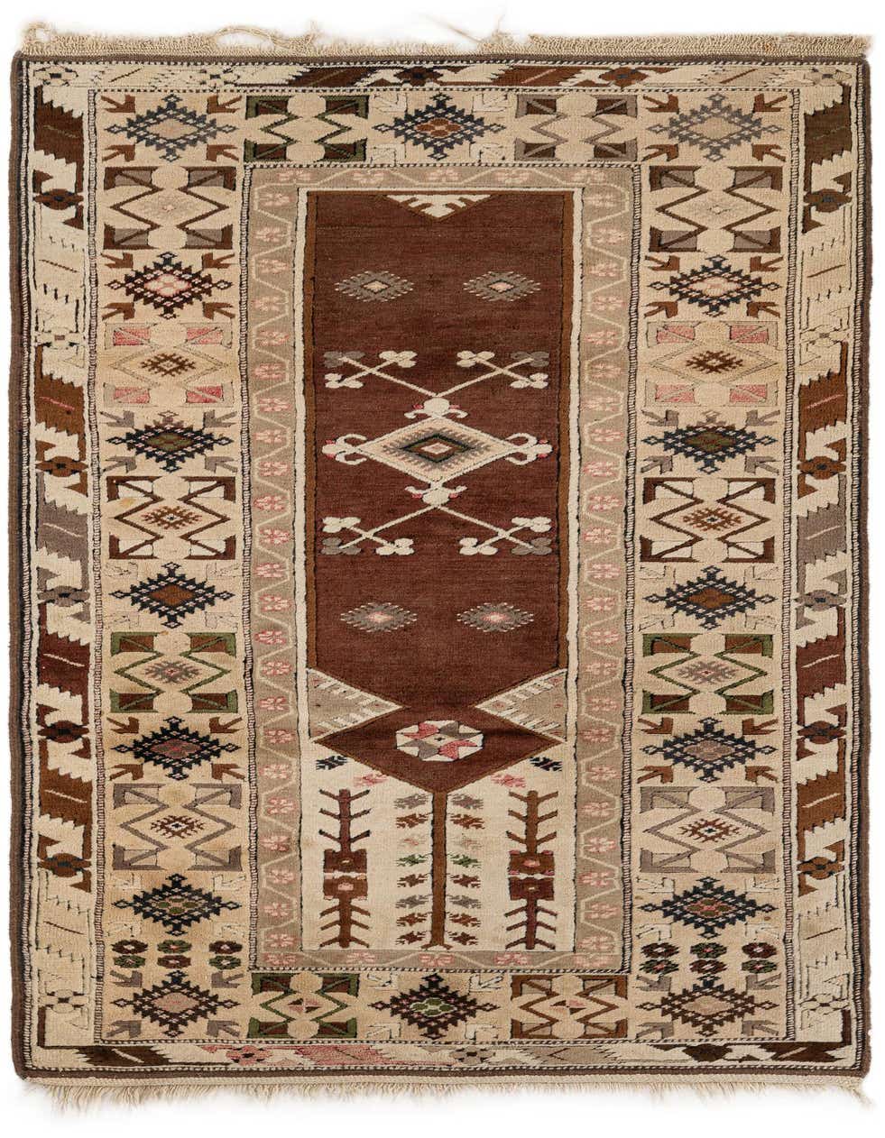 A 4x6 rectangular Fars wool rug featuring a brown medallion and traditional Oriental patterns in browns and tans.