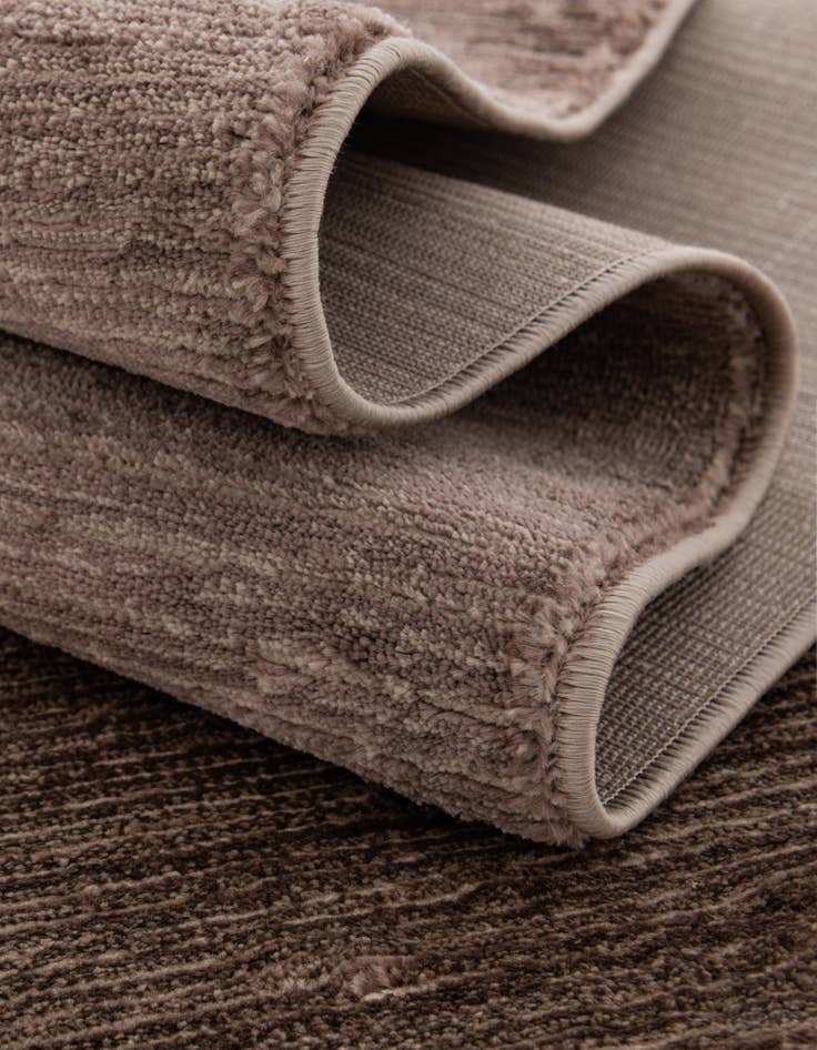 Detail image of  2' x 3' Finsbury Rug