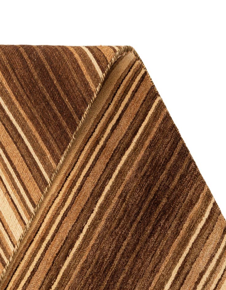 Detail image of  2' 5 x 4' 8  Hand Knotted Gabbeh Wool Rug