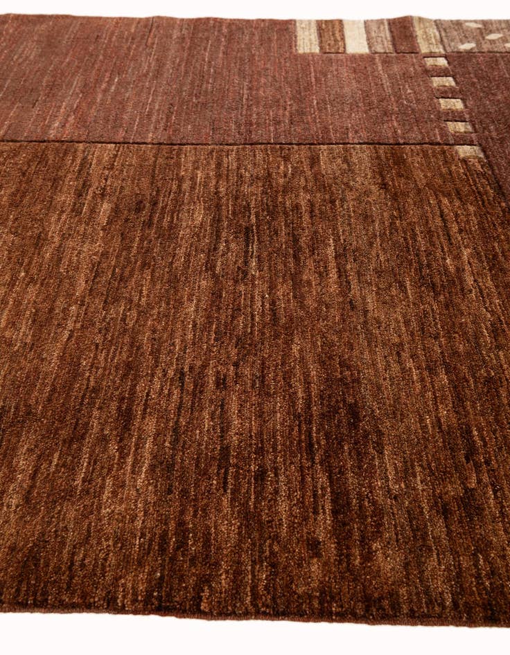 Detail image of  5' 1 x 6' 5  Hand Knotted Gabbeh Wool Rug