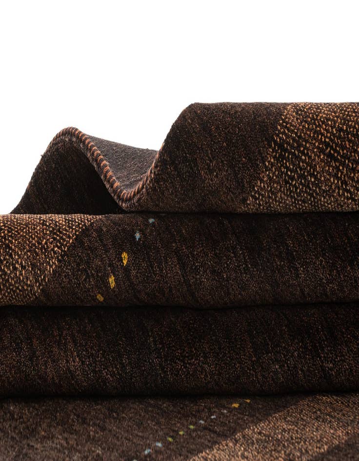 Detail image of  5' x 6' 6 Gabbeh Rug