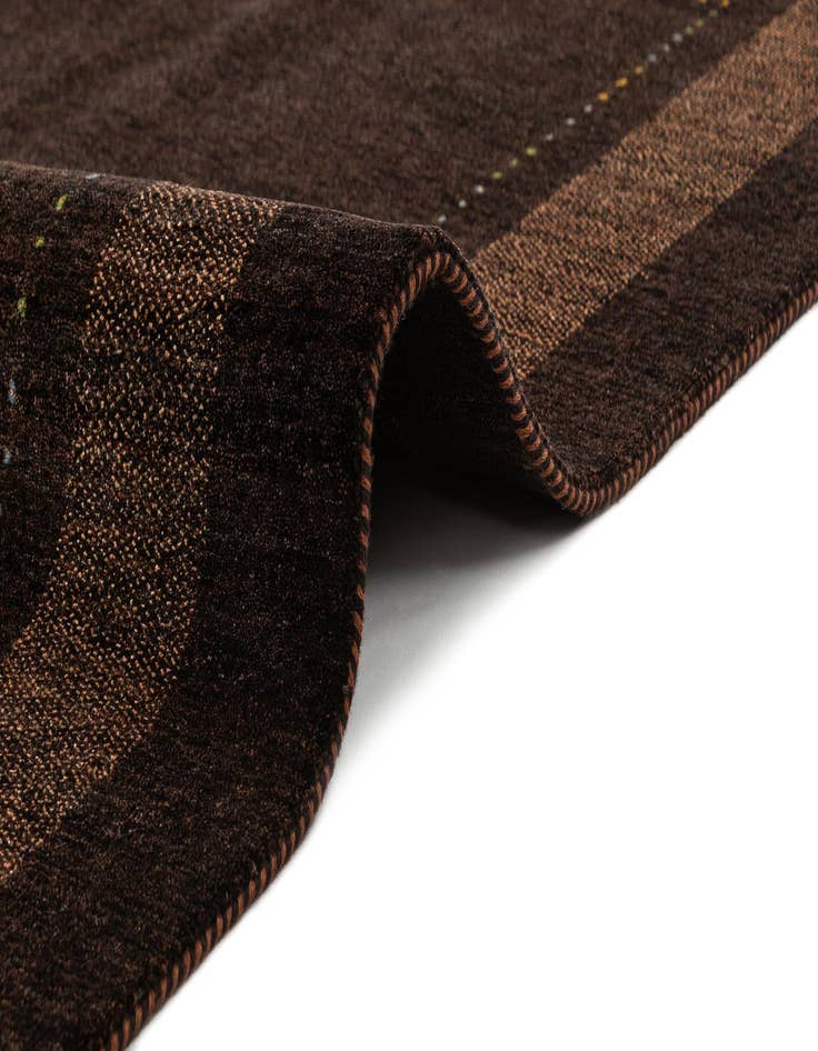 Detail image of  5' x 6' 6 Gabbeh Rug