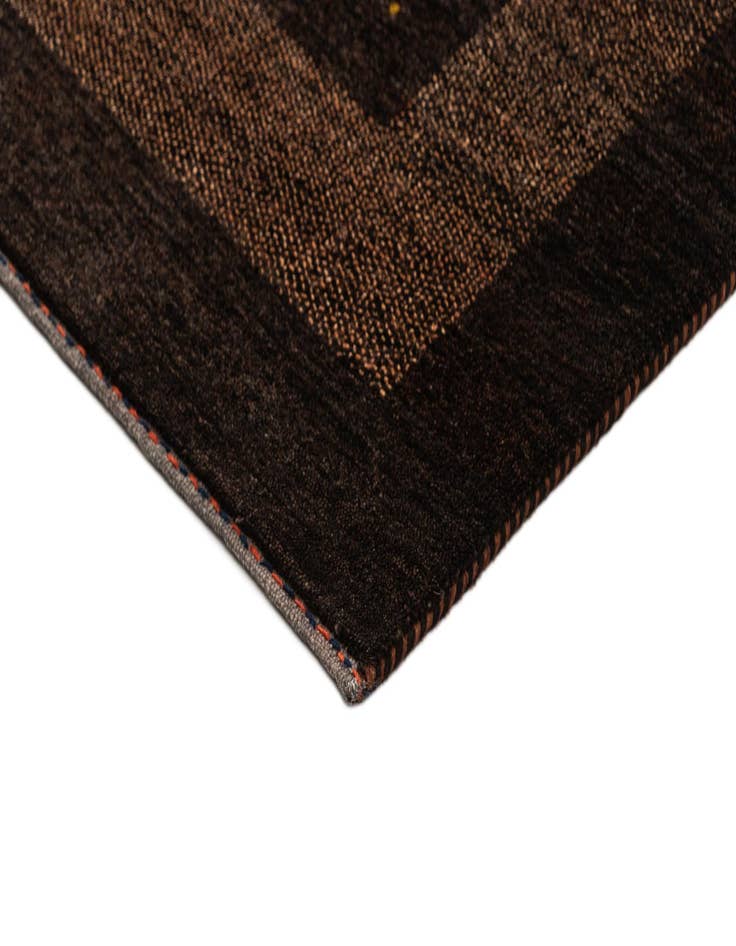 Detail image of  5' x 6' 6 Gabbeh Rug