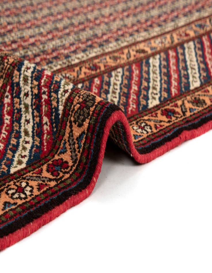 Detail image of  5' 1 x 8' 4  Hand Knotted Ghashghai Persian Wool Rug