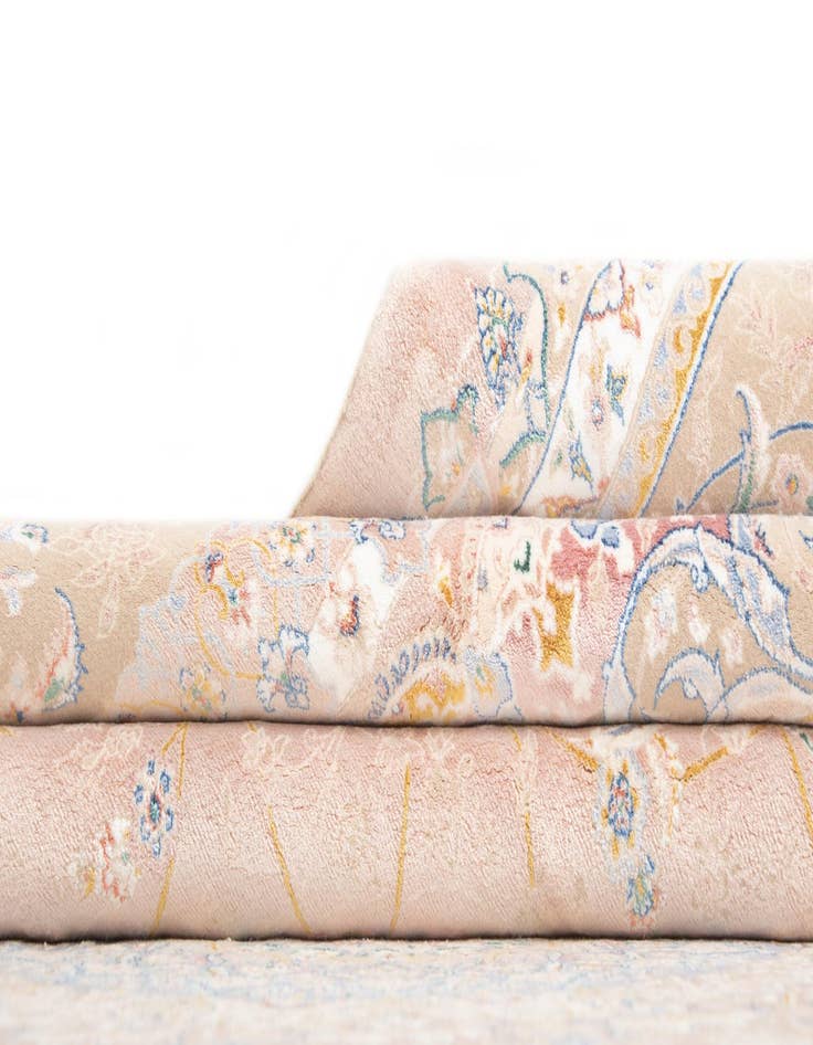 Detail image of  6' 7 x 9' 10 Ghom Design Rug